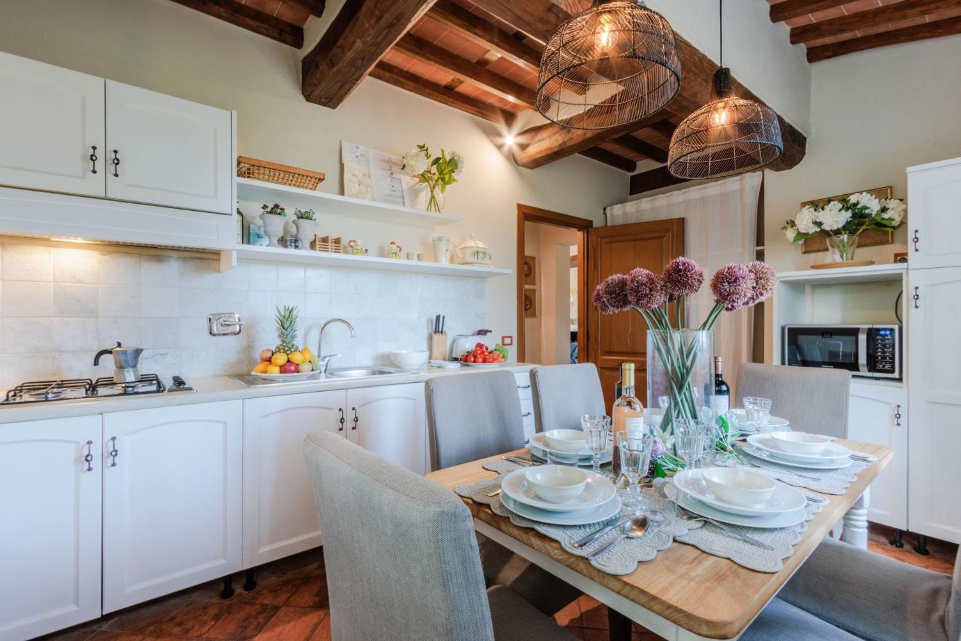 Cicale 3 Bedrooms Farmhouse With Shared Pool 루카 외부 사진